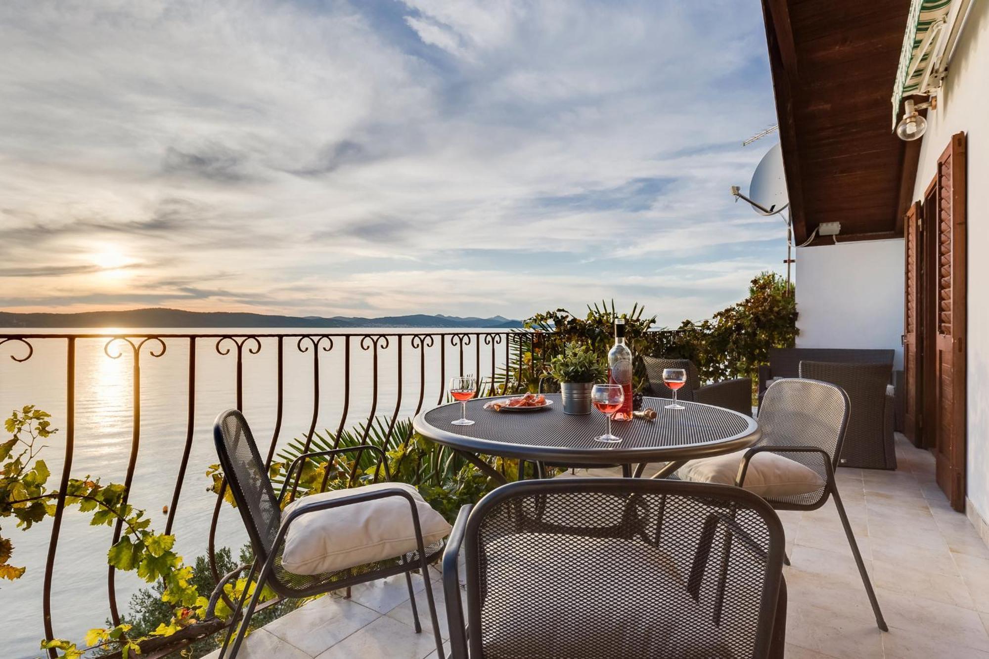 Sunset Family House In Bibinje On The Beach Екстериор снимка